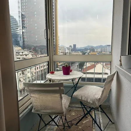 Apartman View